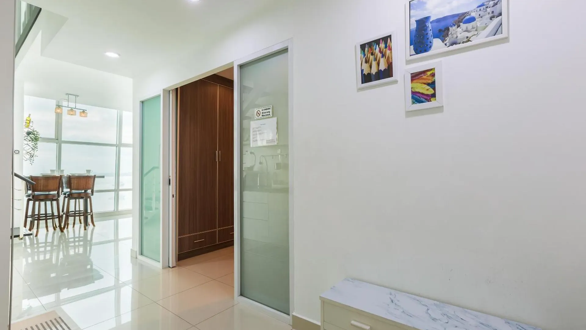 Maritime Seaview Comfy Suite Penang With Tvbox,Pool,Freewifi,2-8Pax Jelutong