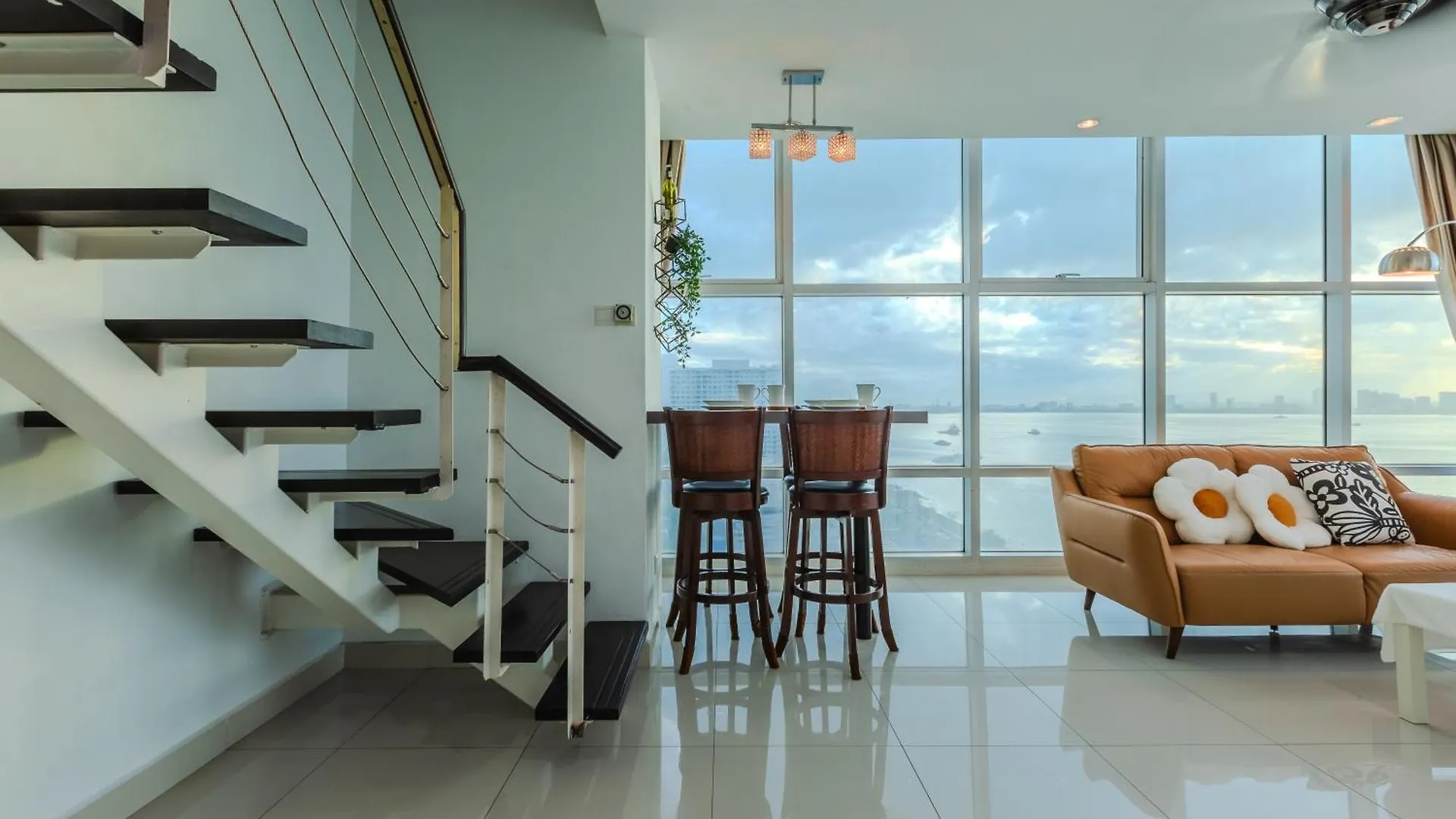 Maritime Seaview Comfy Suite Penang With Tvbox,Pool,Freewifi,2-8Pax Jelutong