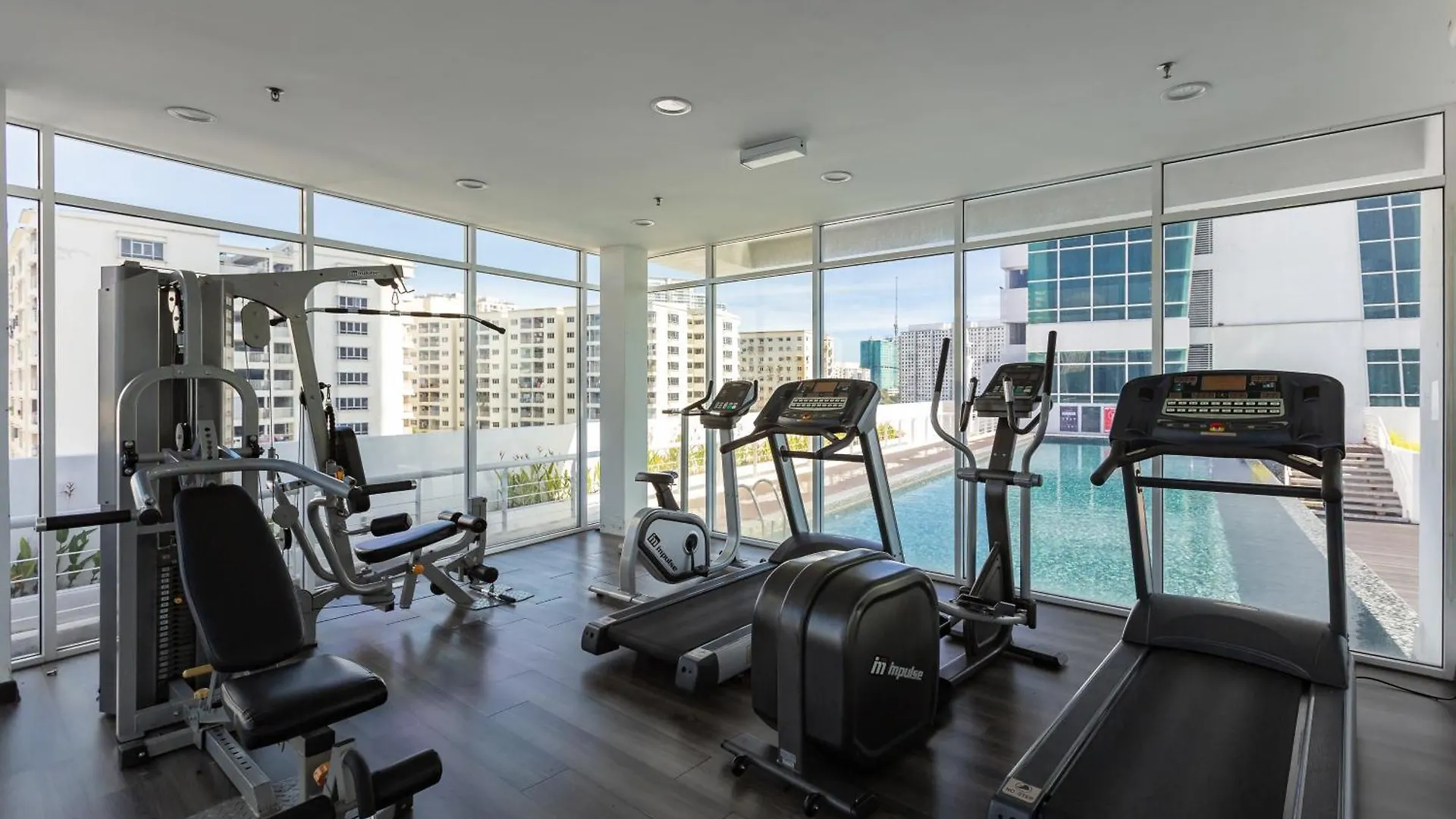 Apartment Maritime Seaview Comfy Suite Penang With Tvbox,Pool,Freewifi,2-8Pax Jelutong