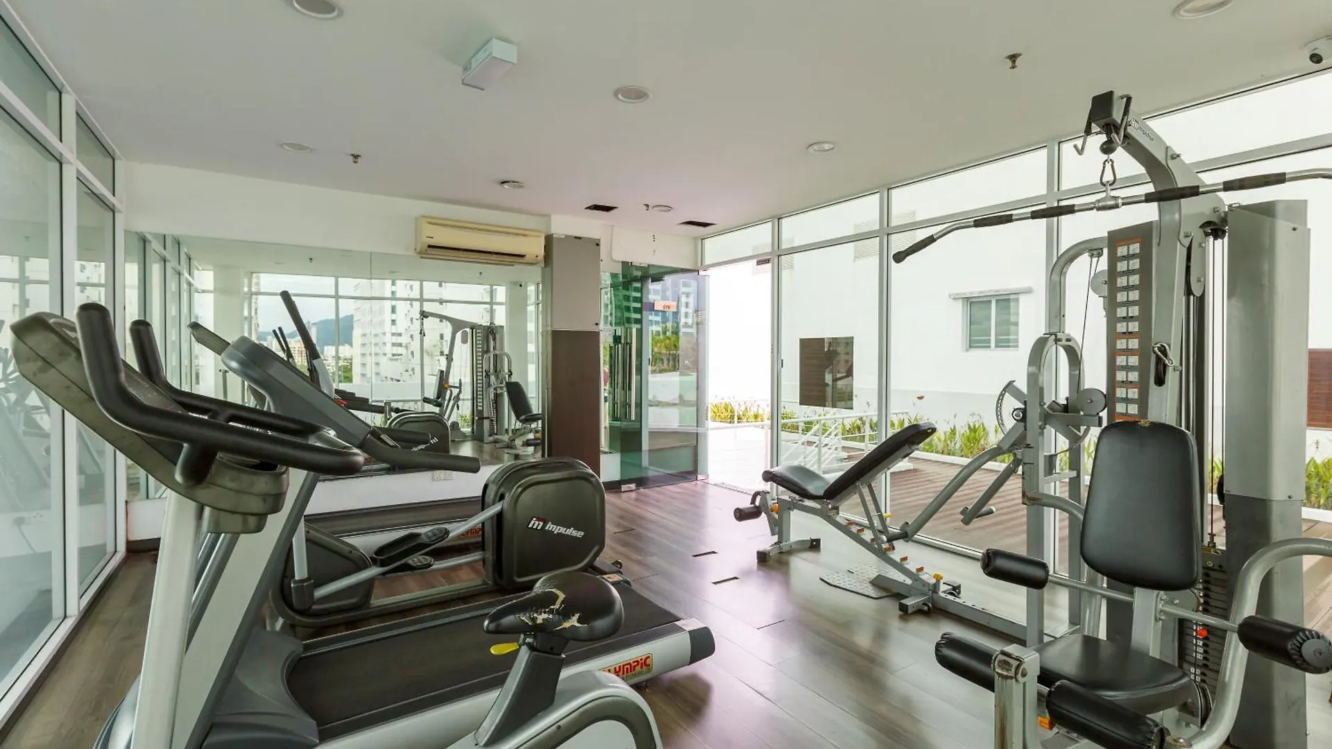 Maritime Seaview Comfy Suite Penang With Tvbox,Pool,Freewifi,2-8Pax Jelutong 0*,  Malaysia
